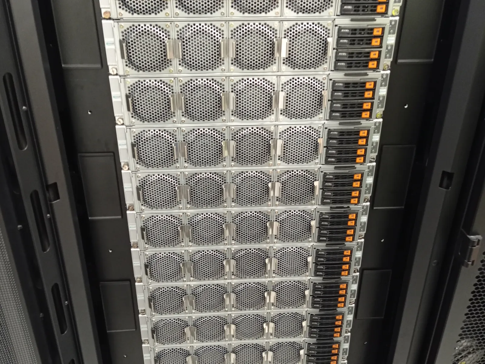 Storage chassis installed inside a server rack